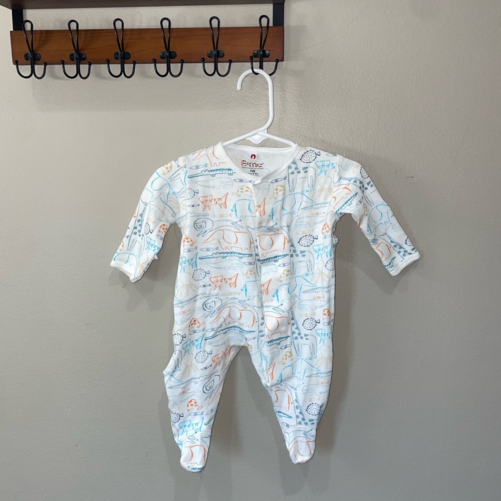 Magnetic Me Baby Safari Print Footie - White and Blue